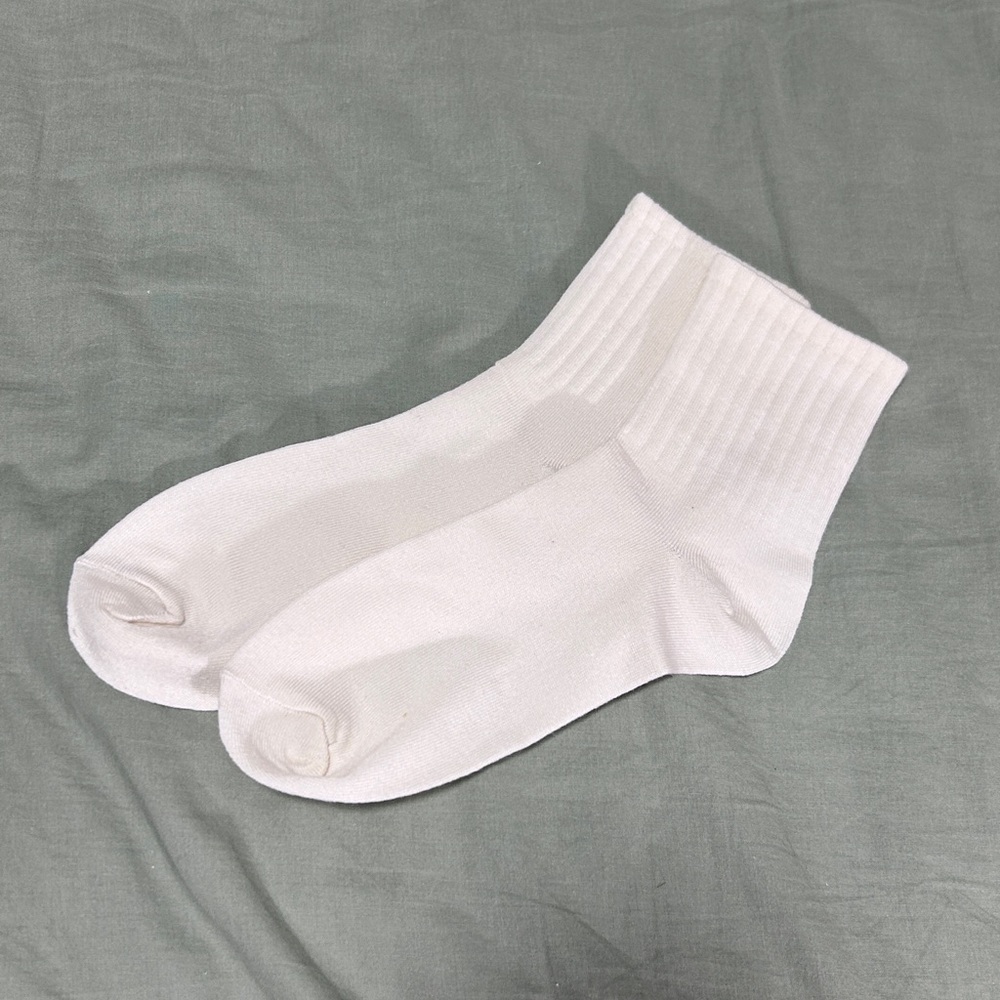 5 Pairs White Ribbed Women's Socks